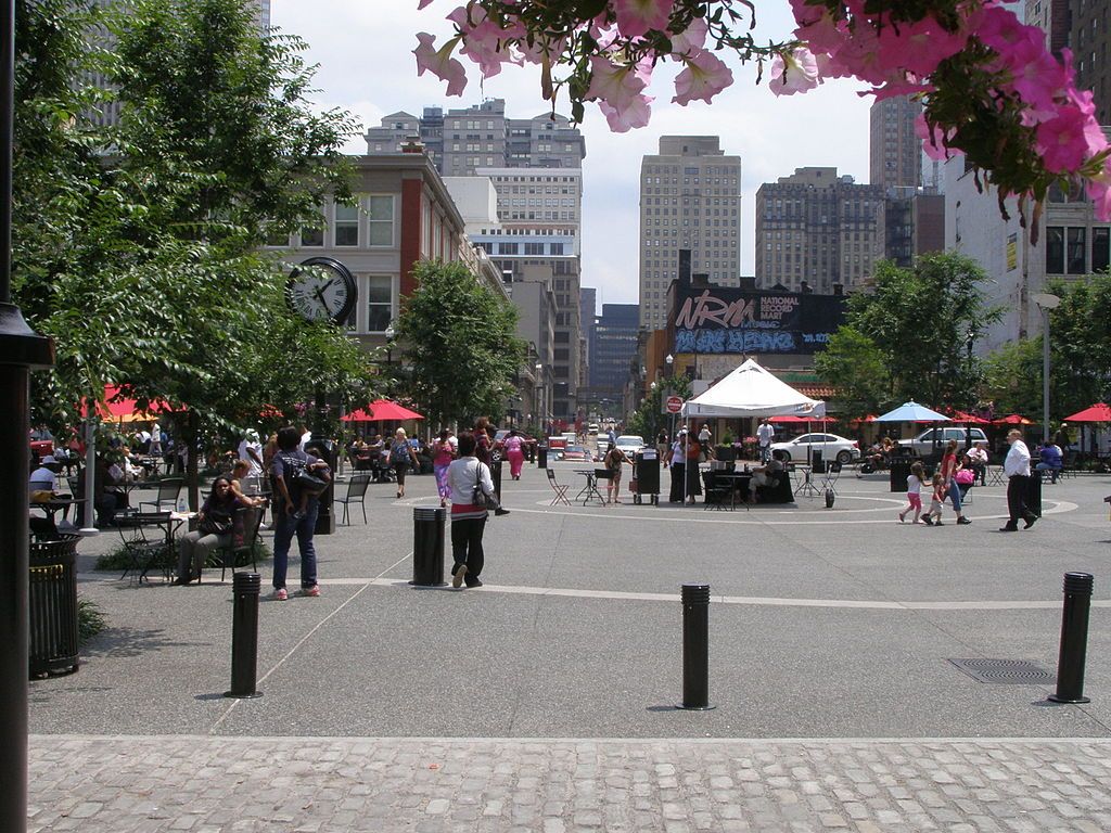 The grounds of Market Square