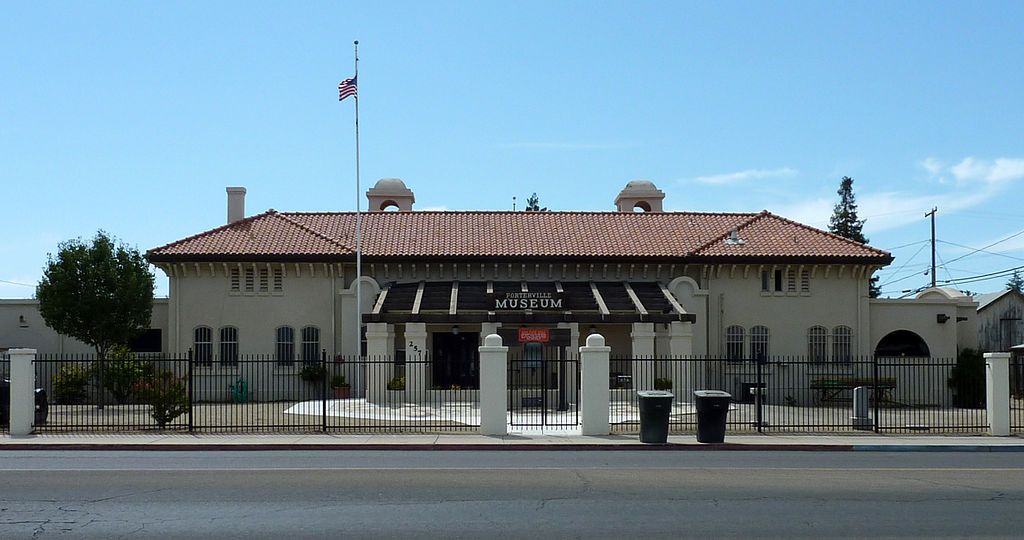 Exterior of Porterville Historical Museum
