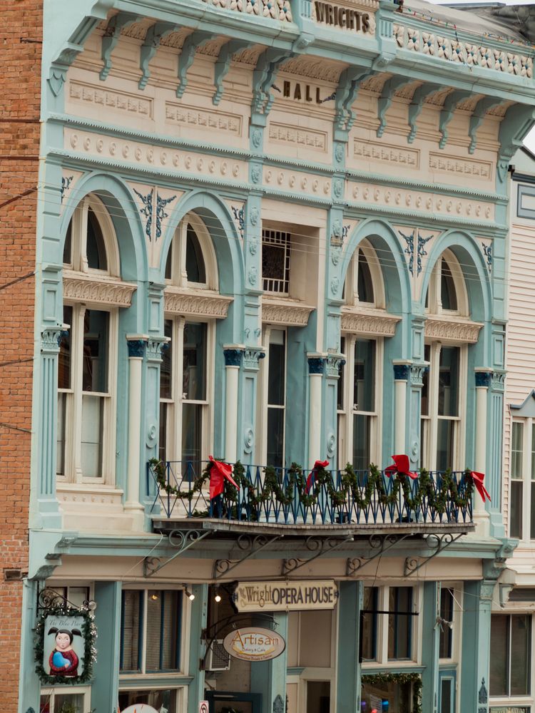 Facade of Wright Opera House