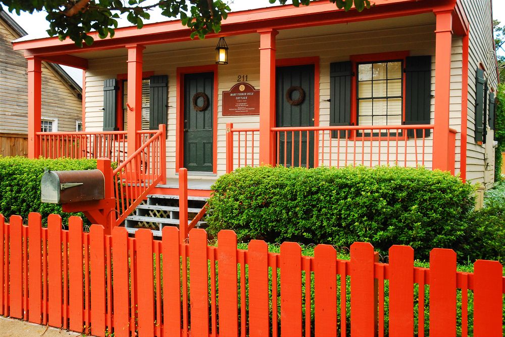 A cottage at Seville Historic District