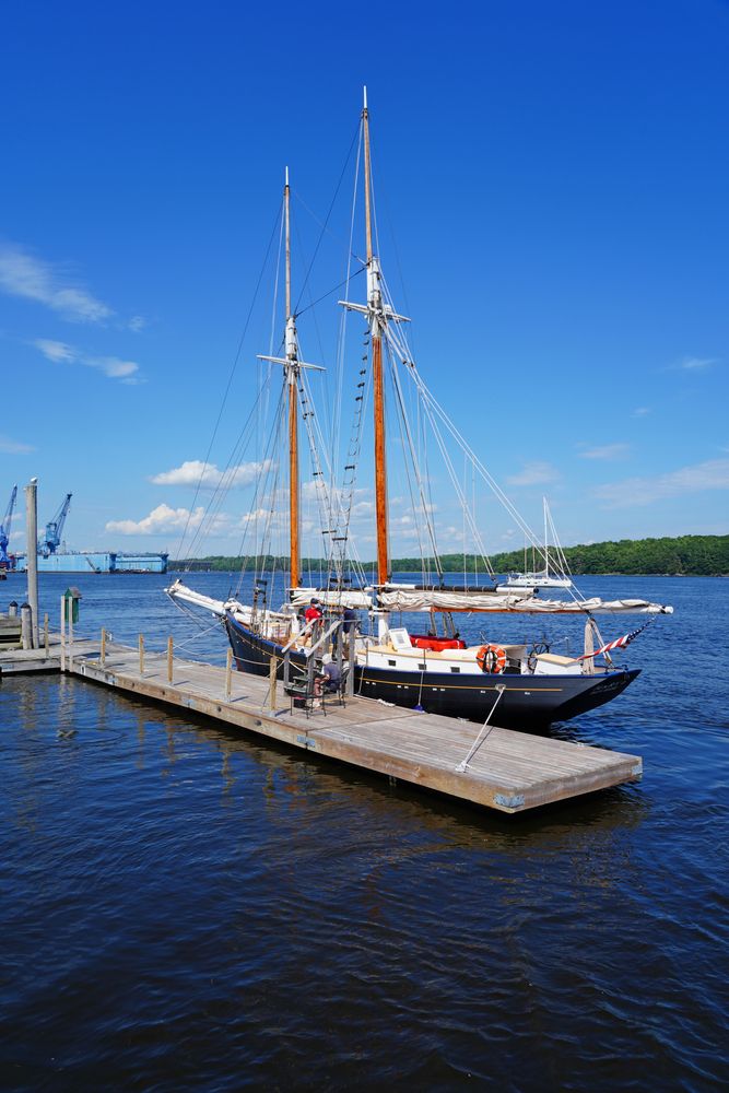 A boat on the waters of Maine Maritime Museum