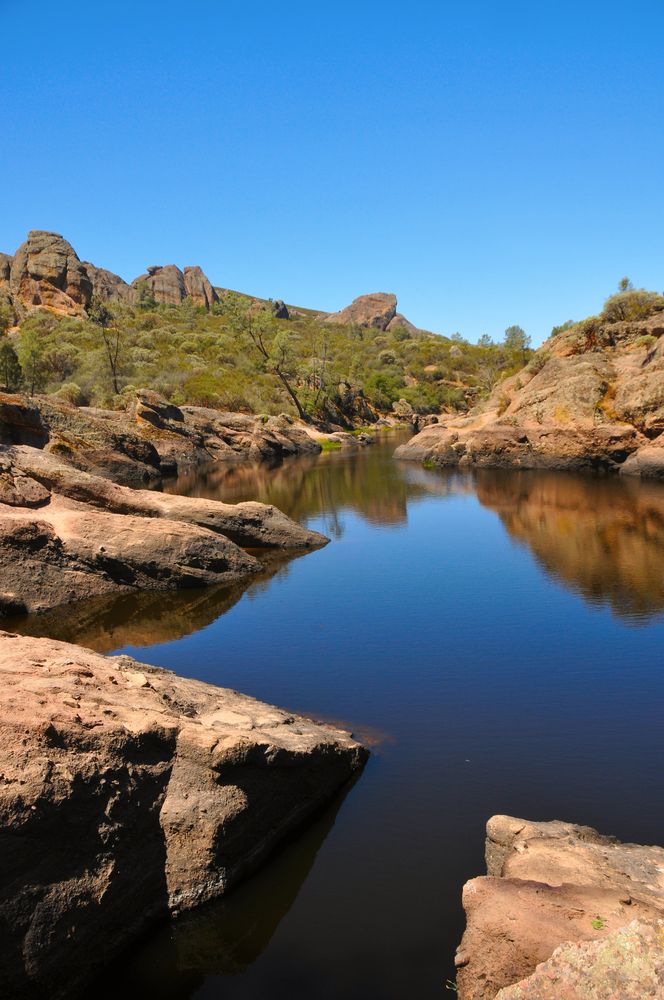 The waters of Bear Gulch lake
