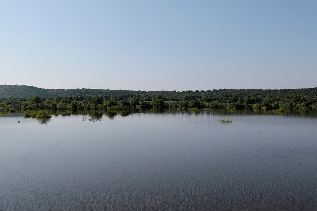 The waters of Lake Wister State Park