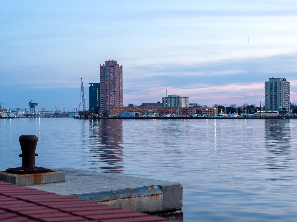 Calm waters of Elizabeth River