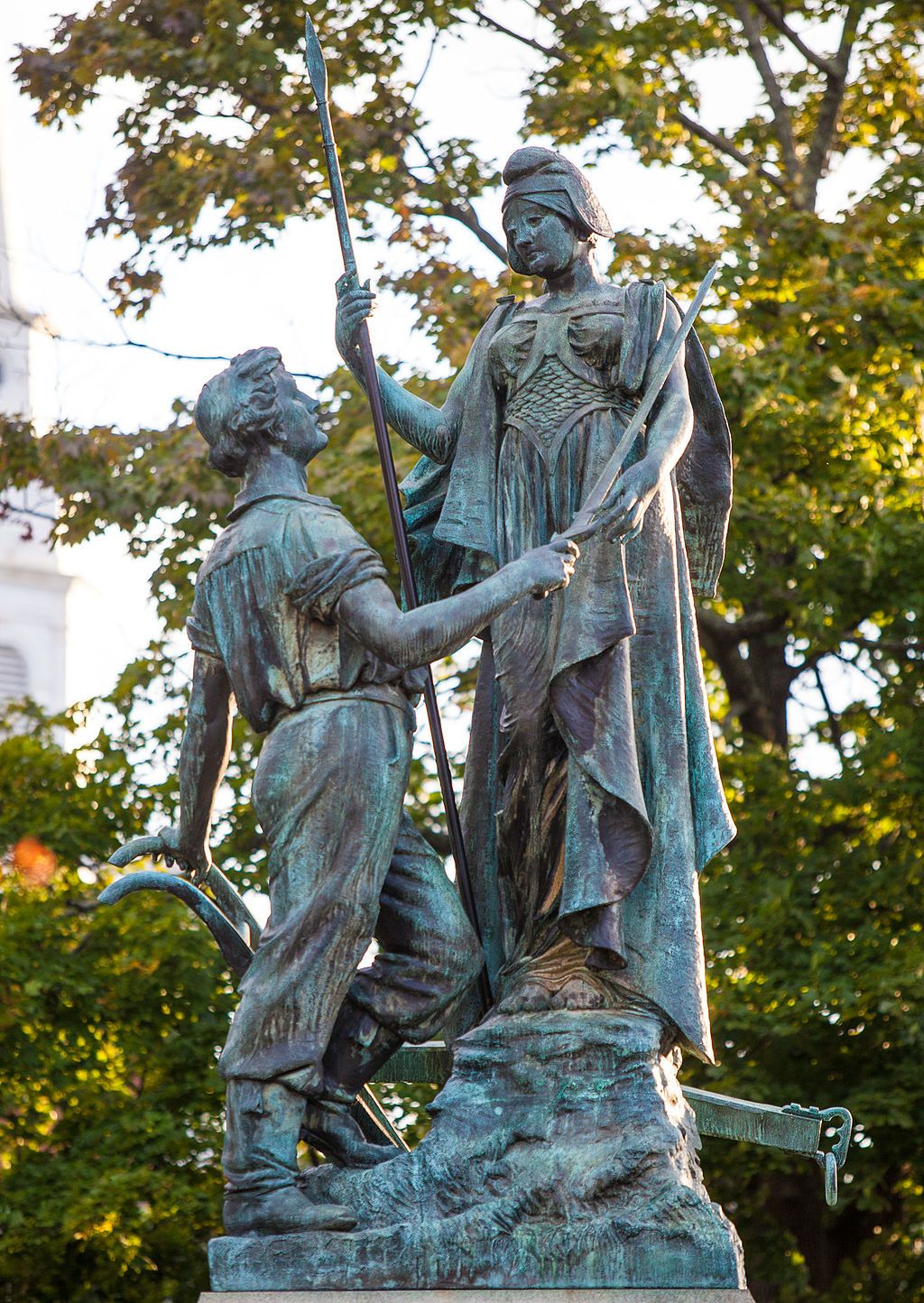 Daytime view of Liberty Arming the Patriot monument
