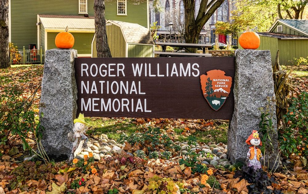 Welcome sign of Roger Williams National Memorial
