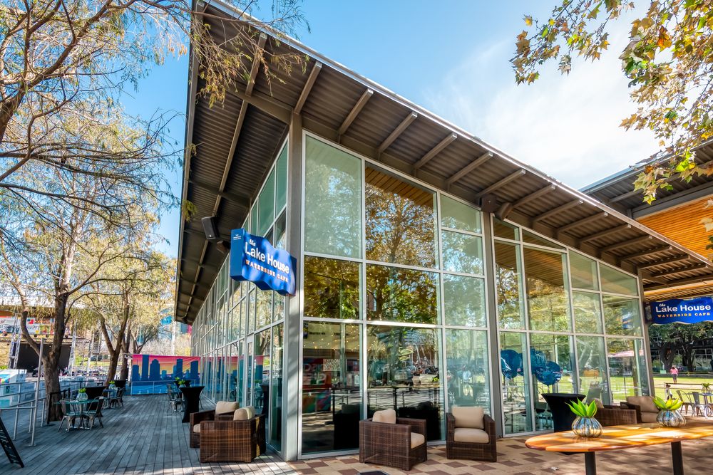 A cafe at Discovery Green