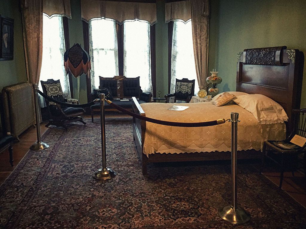 A room in the Meeker Mansion Museum