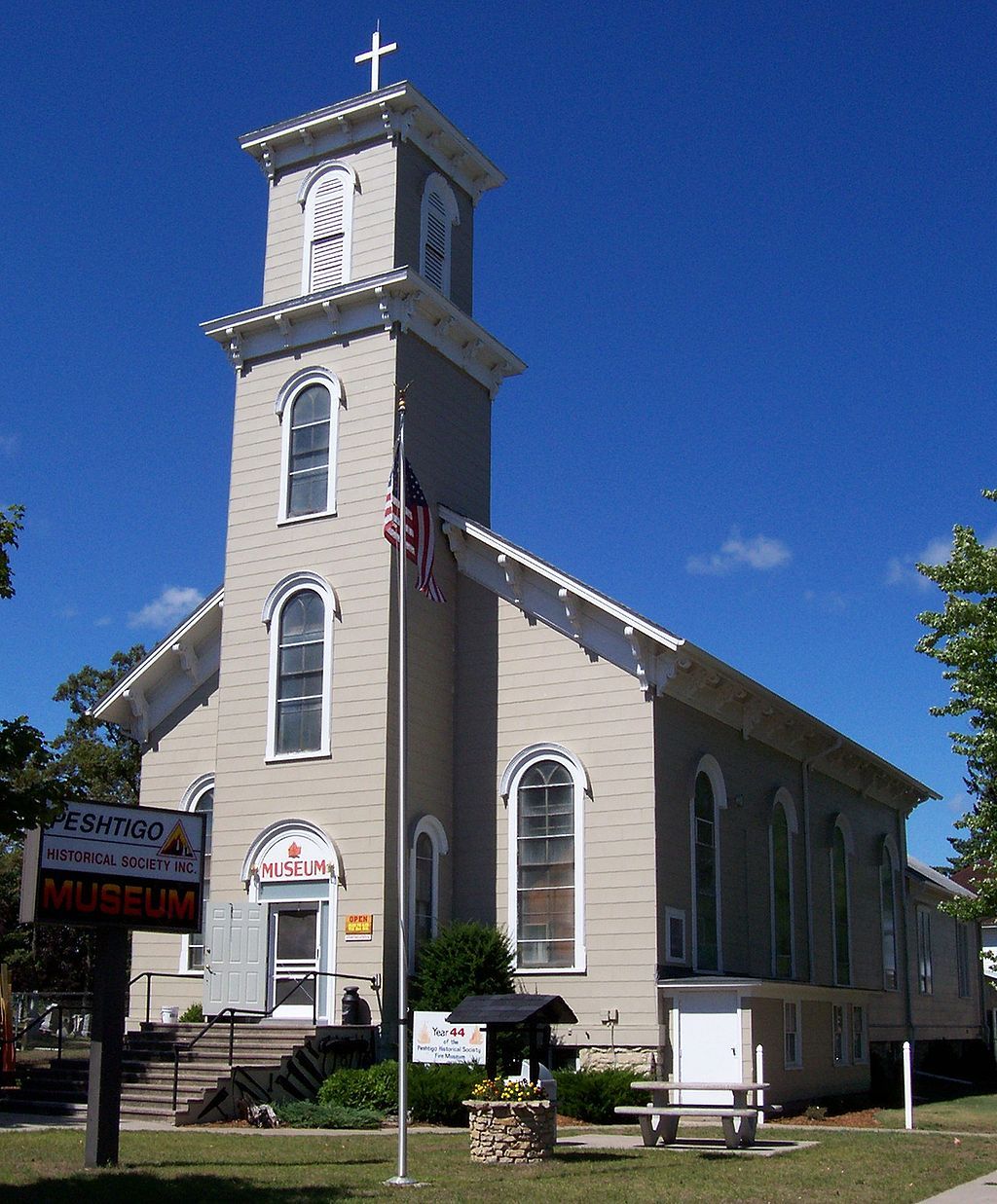Exterior of the Peshtigo Fire Museum