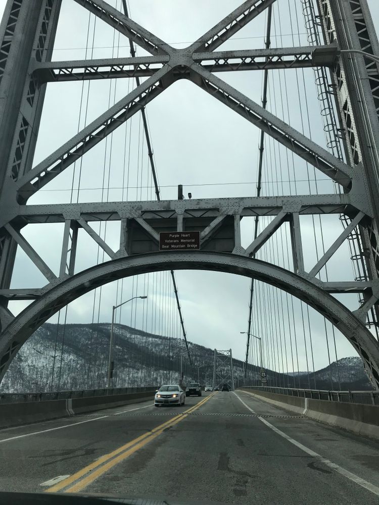The road of Bear Mountain Bridge