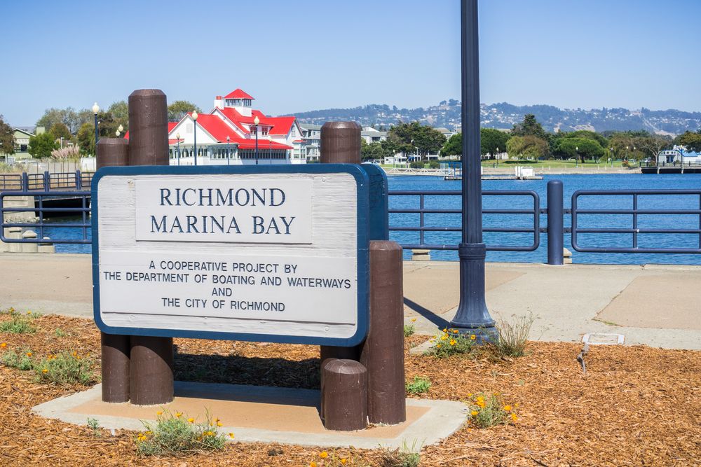 Welcome sign of Marina Bay Park