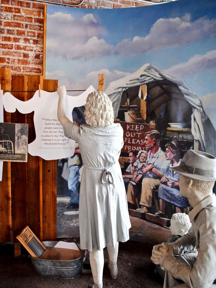 Statues in the Rosie the Riveter WWII Home Front