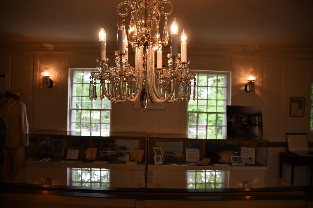 Interior of Keeler Tavern Museum