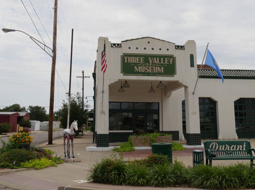 Exterior of Three Valley Museum