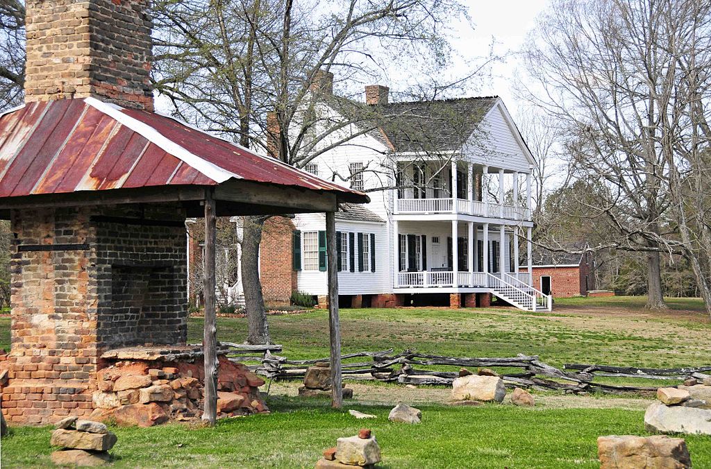 Houses along Brattonsville Historic District
