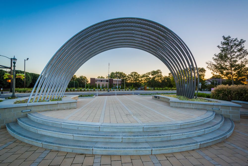 The grounds of Fountain Park