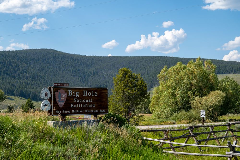 Welcome sign of Big Hole National Battlefield