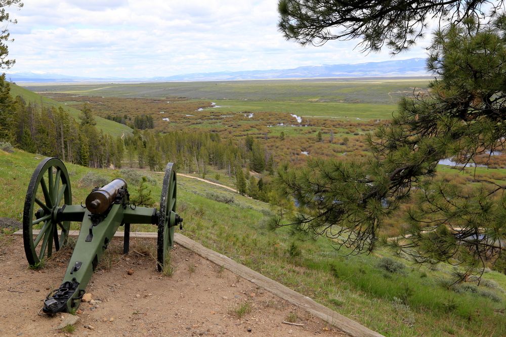 Cannon at Big Hole National Battlefield