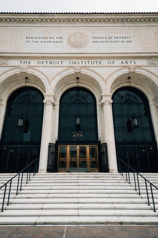 Exterior of the Detroit Institute of Arts
