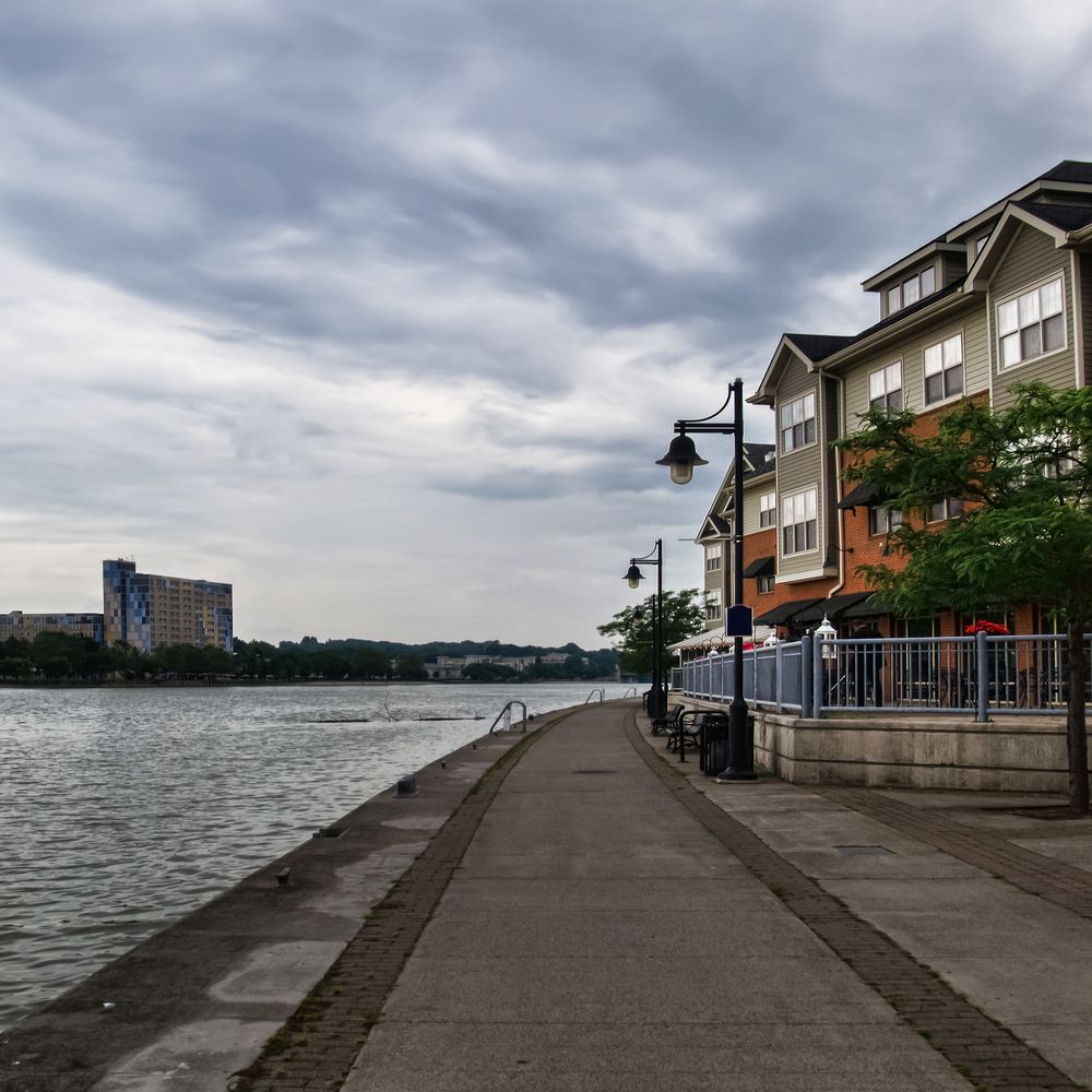 Daytime view of Genesee Riverway Trail