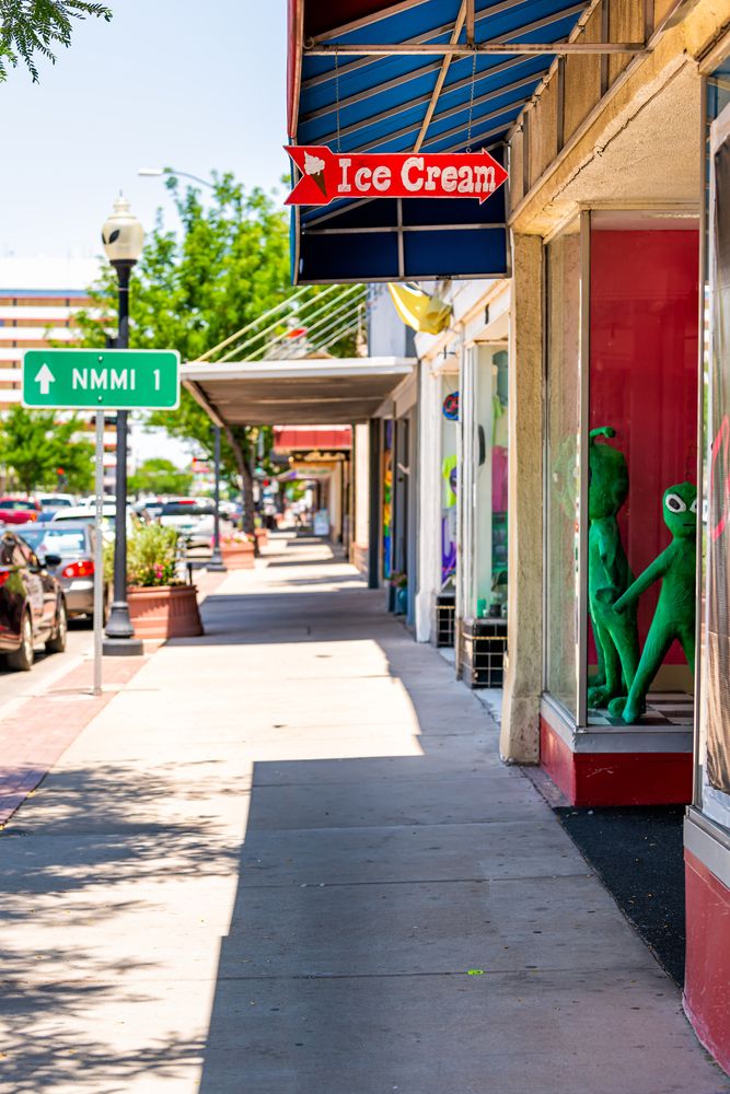 Sidewalk of downtown Roswell