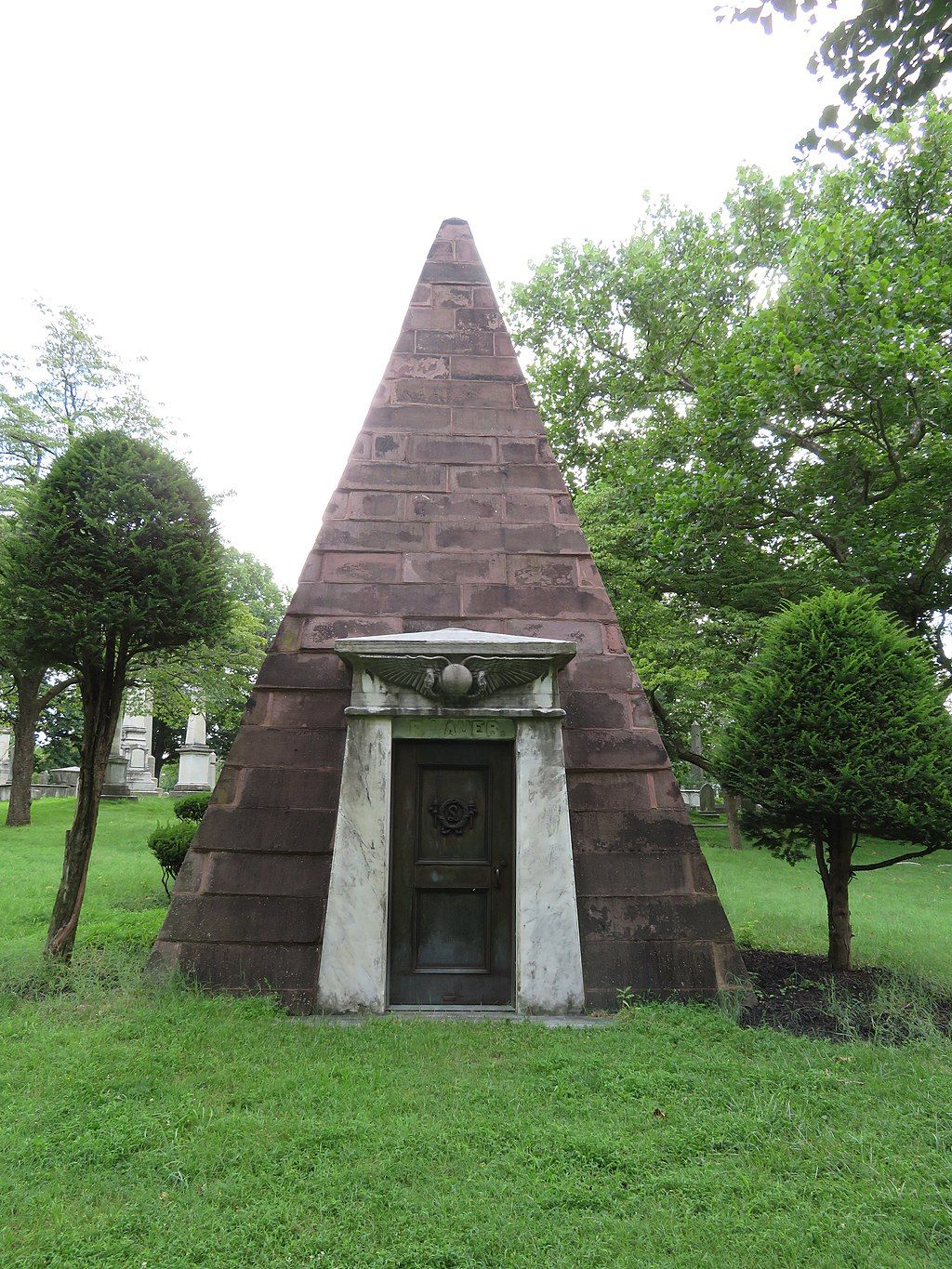 A unique gravestone at Charles Evans Cemetery