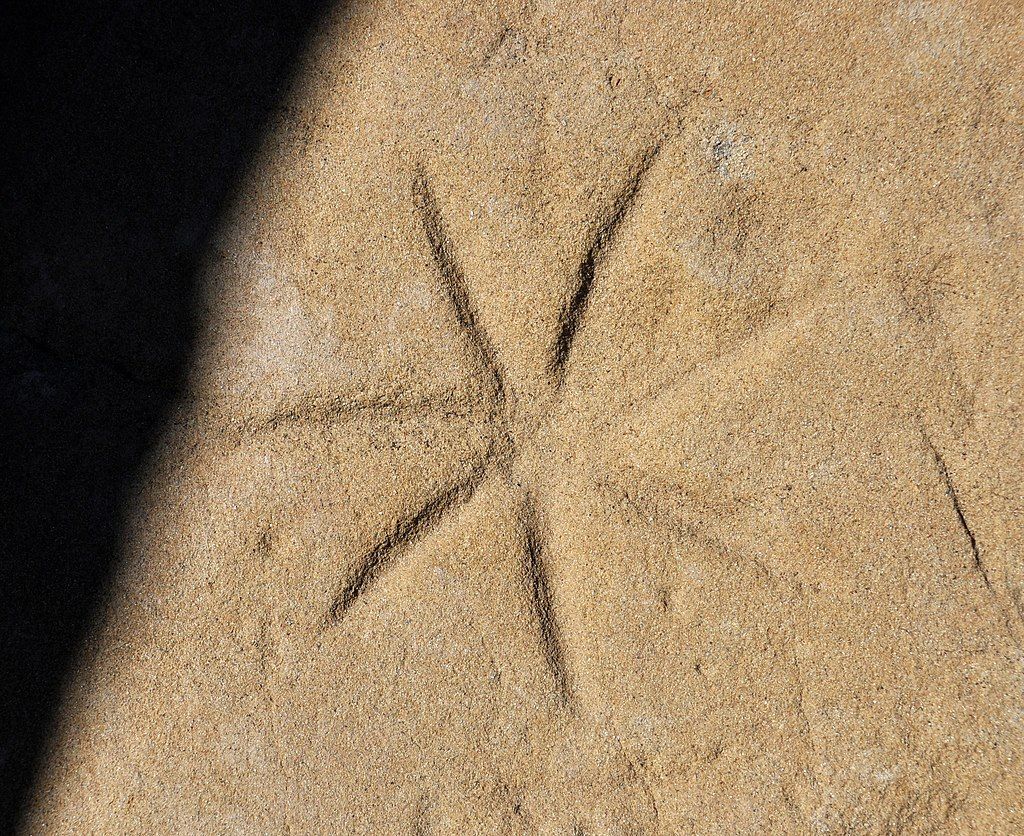 Septaradiate star at White Mountain Petroglyphs