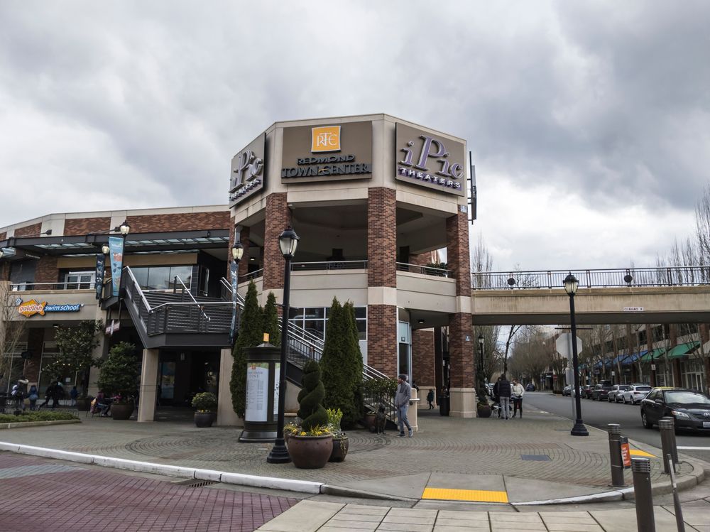 Exterior of Ipic Theaters