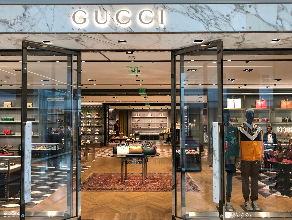 Gucci storefront at Scottsdale Fashion Square