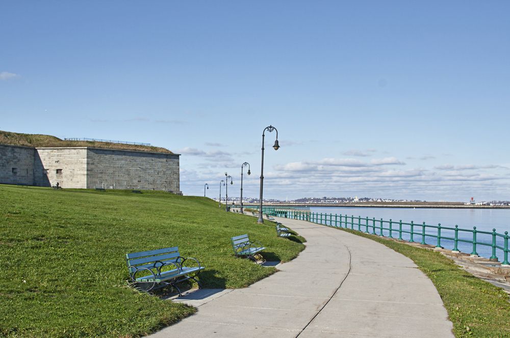 Harbor walk at Castle Island