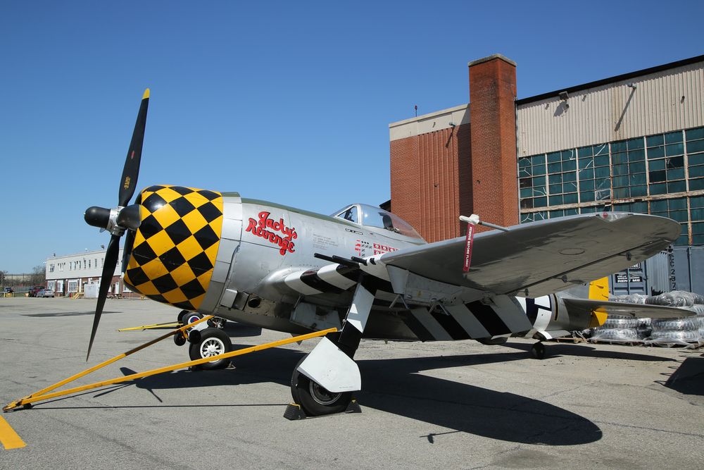 An aircraft at the American Airpower Museum