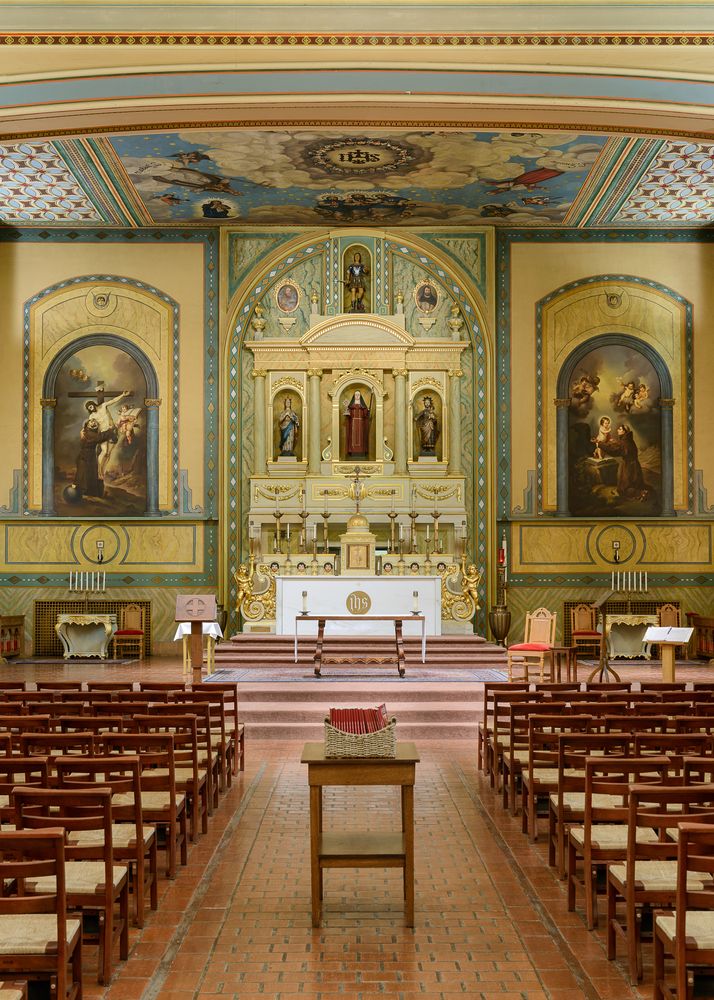 Interior of the Mission Santa Clara de Asís Chapel