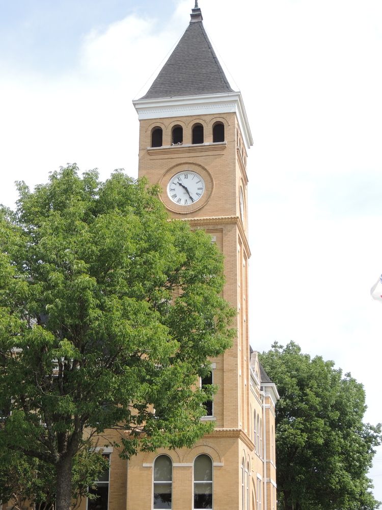Clocktower of the Saline County Courthouse