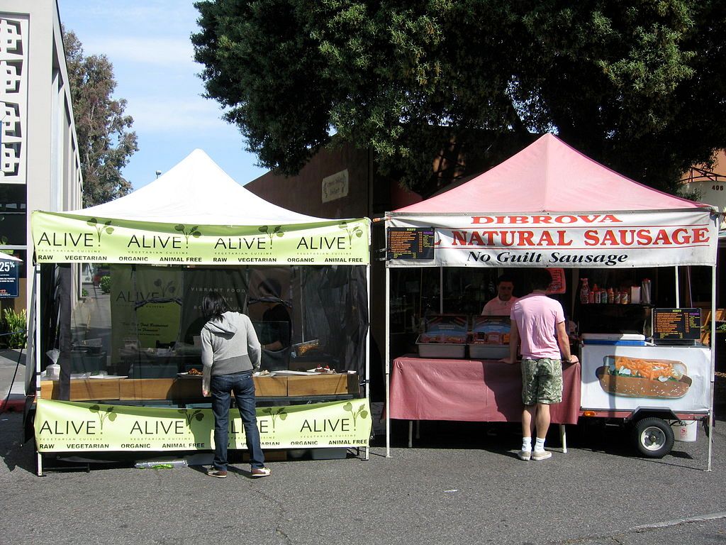 Food booths at Sunnyvale Farmers' Market