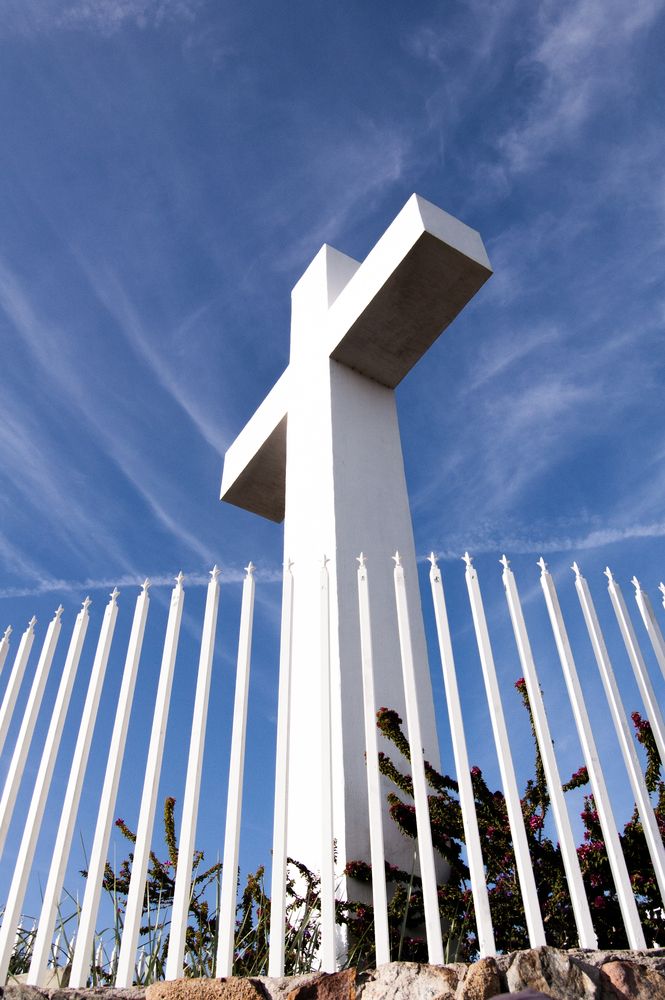 Cross memorial at Mount Helix Park