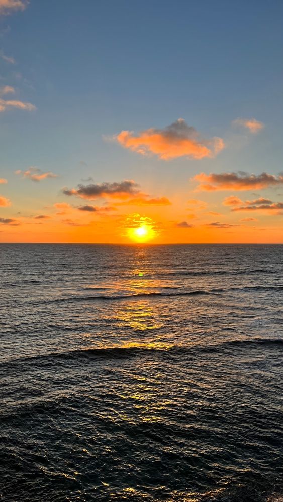 Gorgeous sunset at Sunset Cliffs Natural Park
