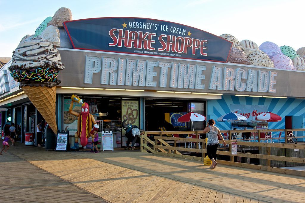 Exterior of Hershey’s Shake Shoppe Arcade
