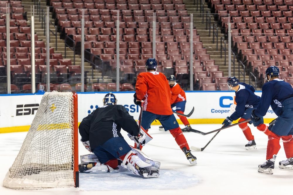 Hockey players in FLA Live Arena