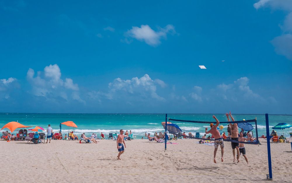 People enjoying the sun at Fort Lauderdale Beach