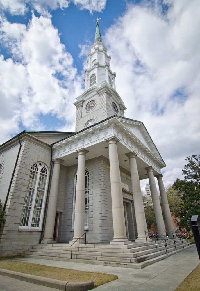 Facade of the Independent Presbyterian Church