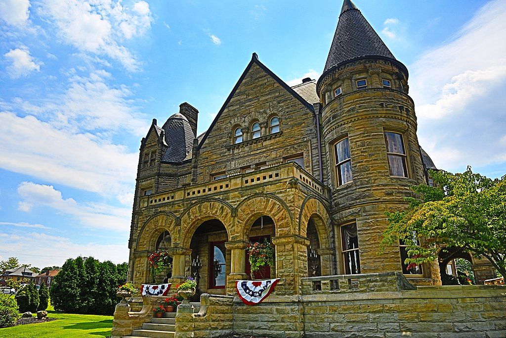 Exterior of the Frank H. Buhl Mansion