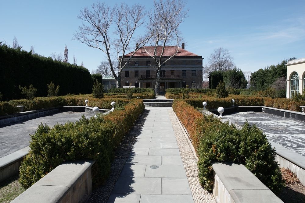 A building at Snug Harbor Cultural Center
