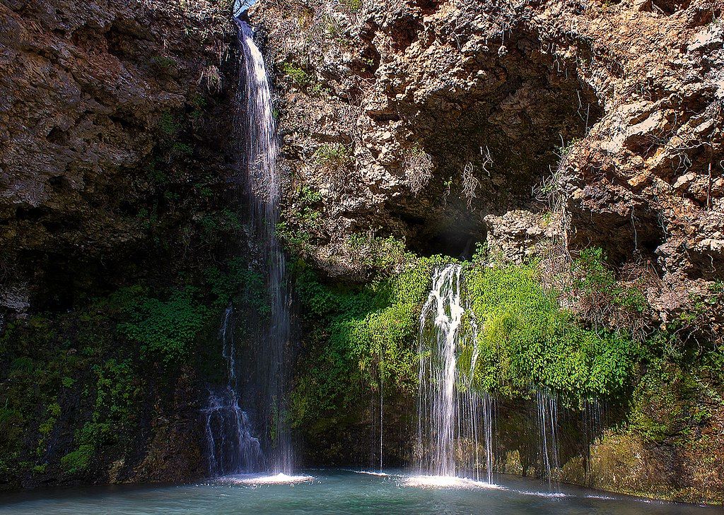 Scenic waterfall at Natural Falls State Park