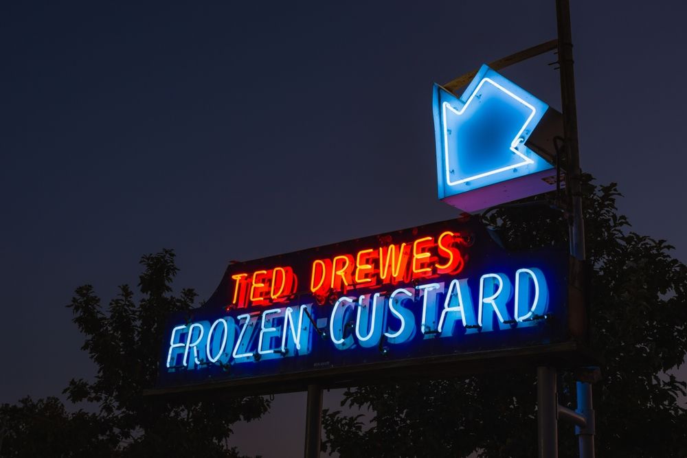 Neon sign of Ted Drewes Frozen Custard