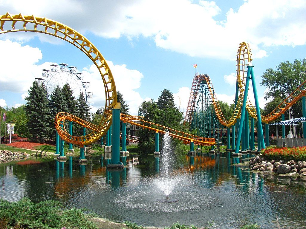 Corkscrew rollercoaster in Valleyfair Amusement Park