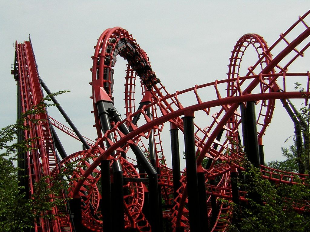 NInja rollercoaster in Six Flags Over Georgia