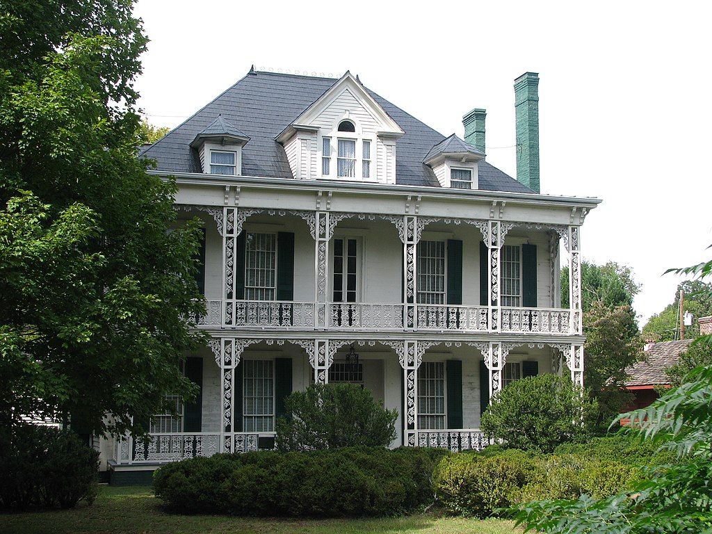 Exterior of the Doctor Josephus Hall House