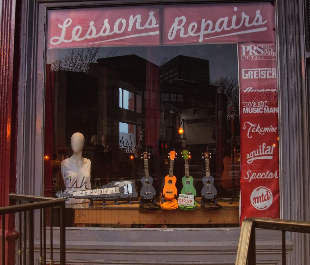 Guitar shop at Armory Square