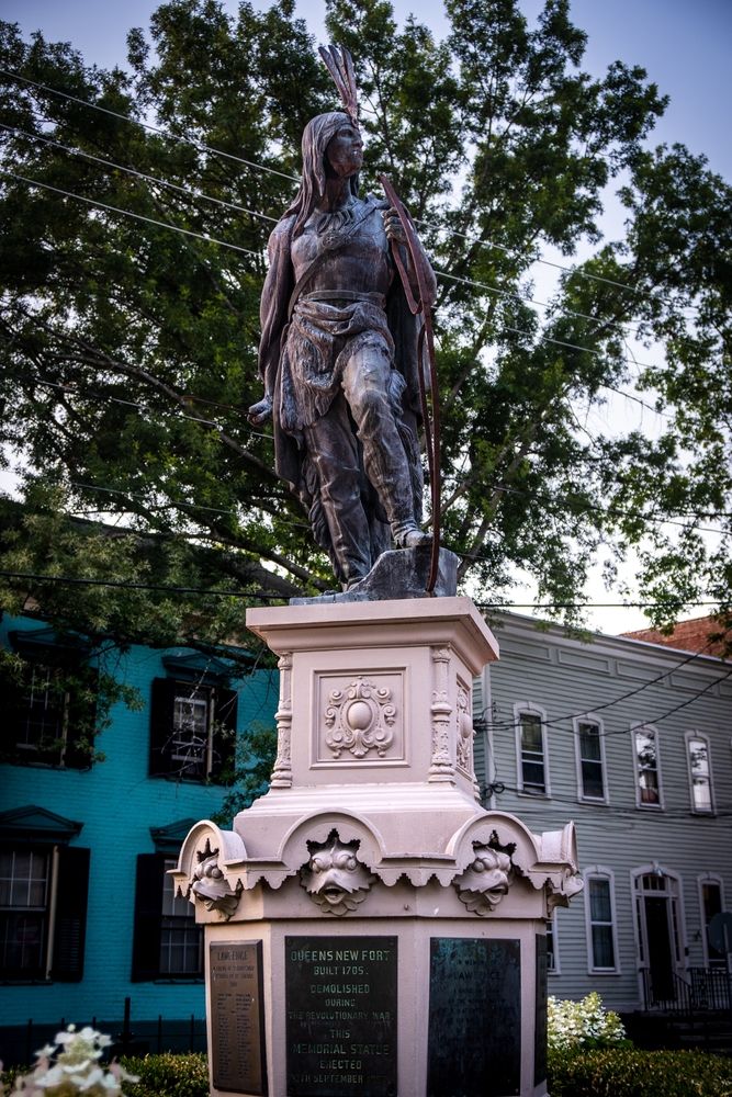 A statue at the Stockade Historic District