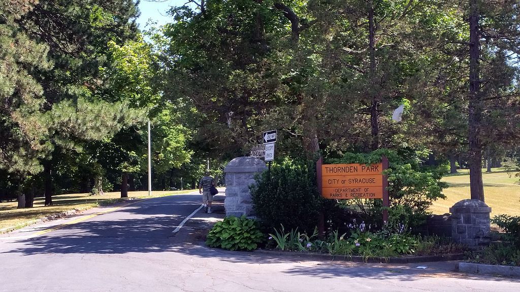 Welcome sign of Thornden Park